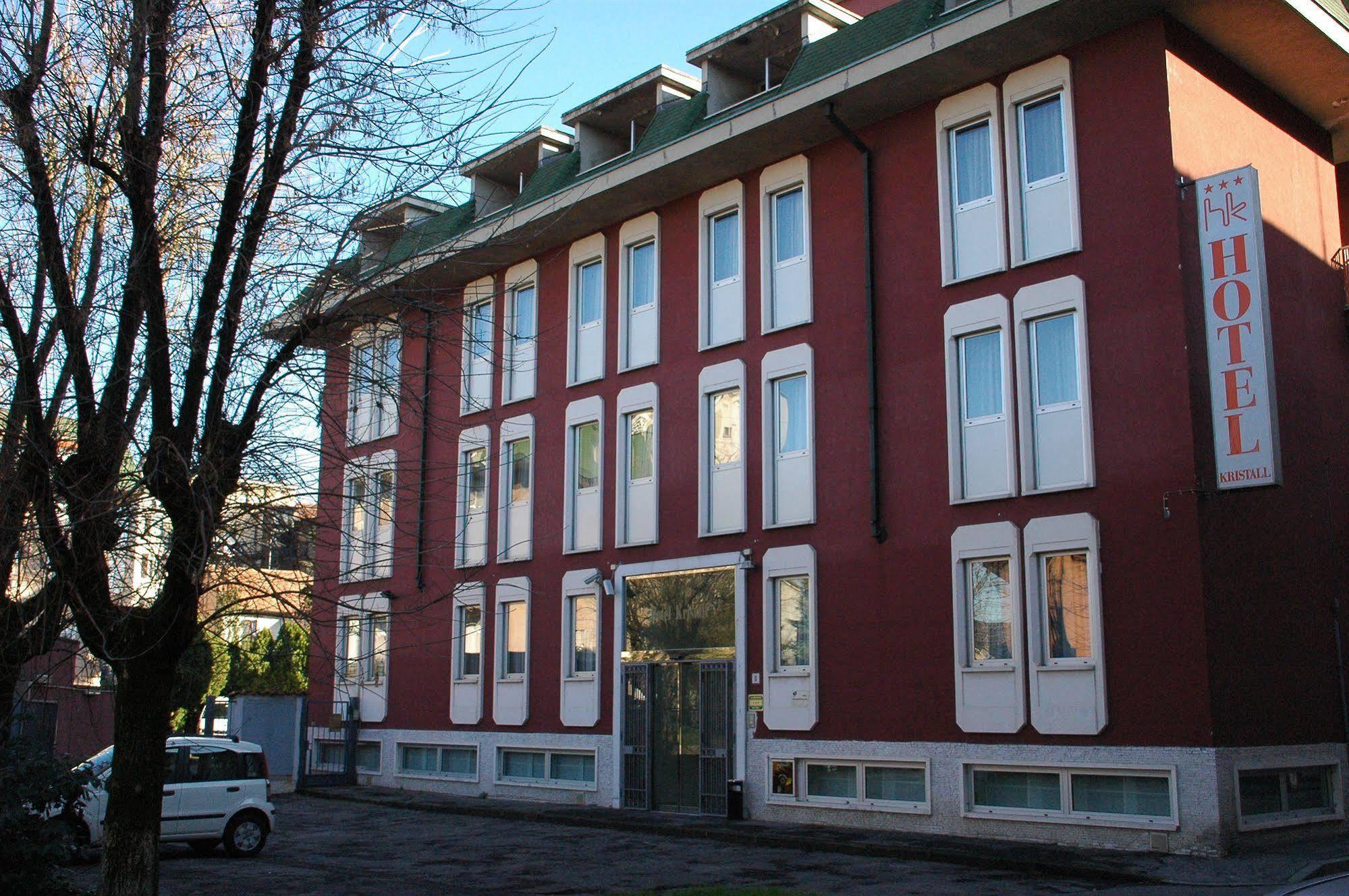 Hotel Kristall Corsico Esterno foto